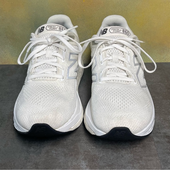 New Balance Fresh Foam X 860v14 Women's White Running Shoes Size 10.5B - Picture 5 of 16